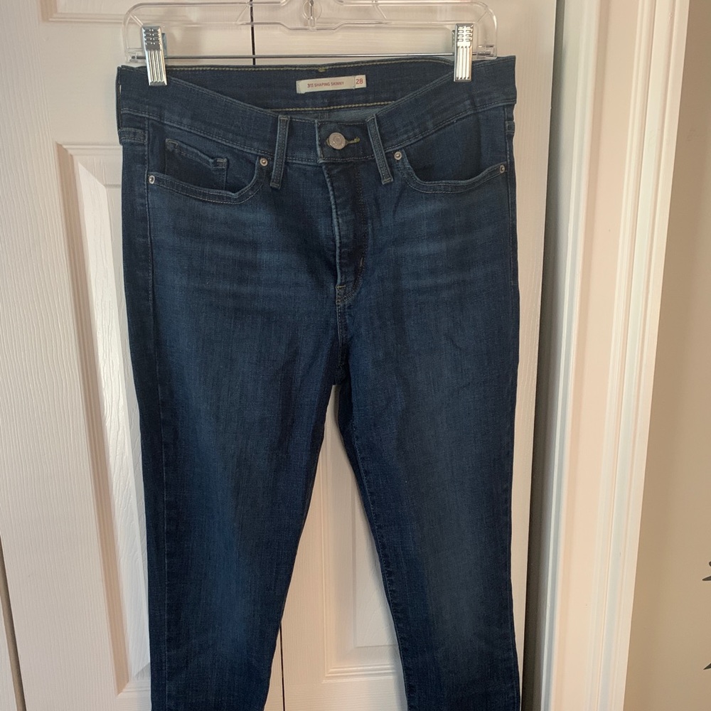 Levi’s shaping skinny jeans